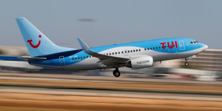 Λαχτάρα για 80 επιβάτες σε πτήση Σαντορίνη - Βρυξέλλες της TUI - Αναγκαστική προσγείωση στο Βελιγράδι